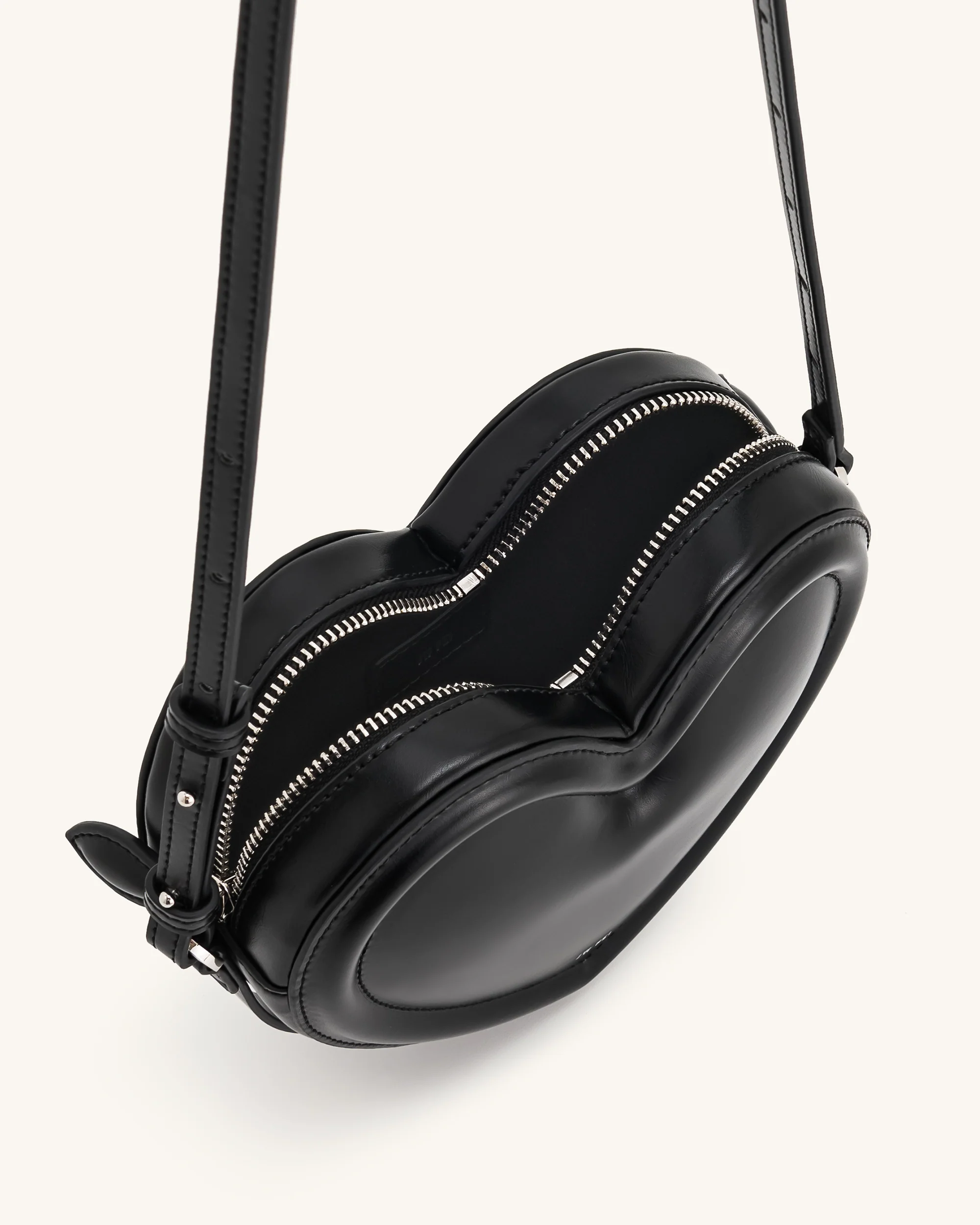 Arlene Heart Shaped Bag - Black - Image 4