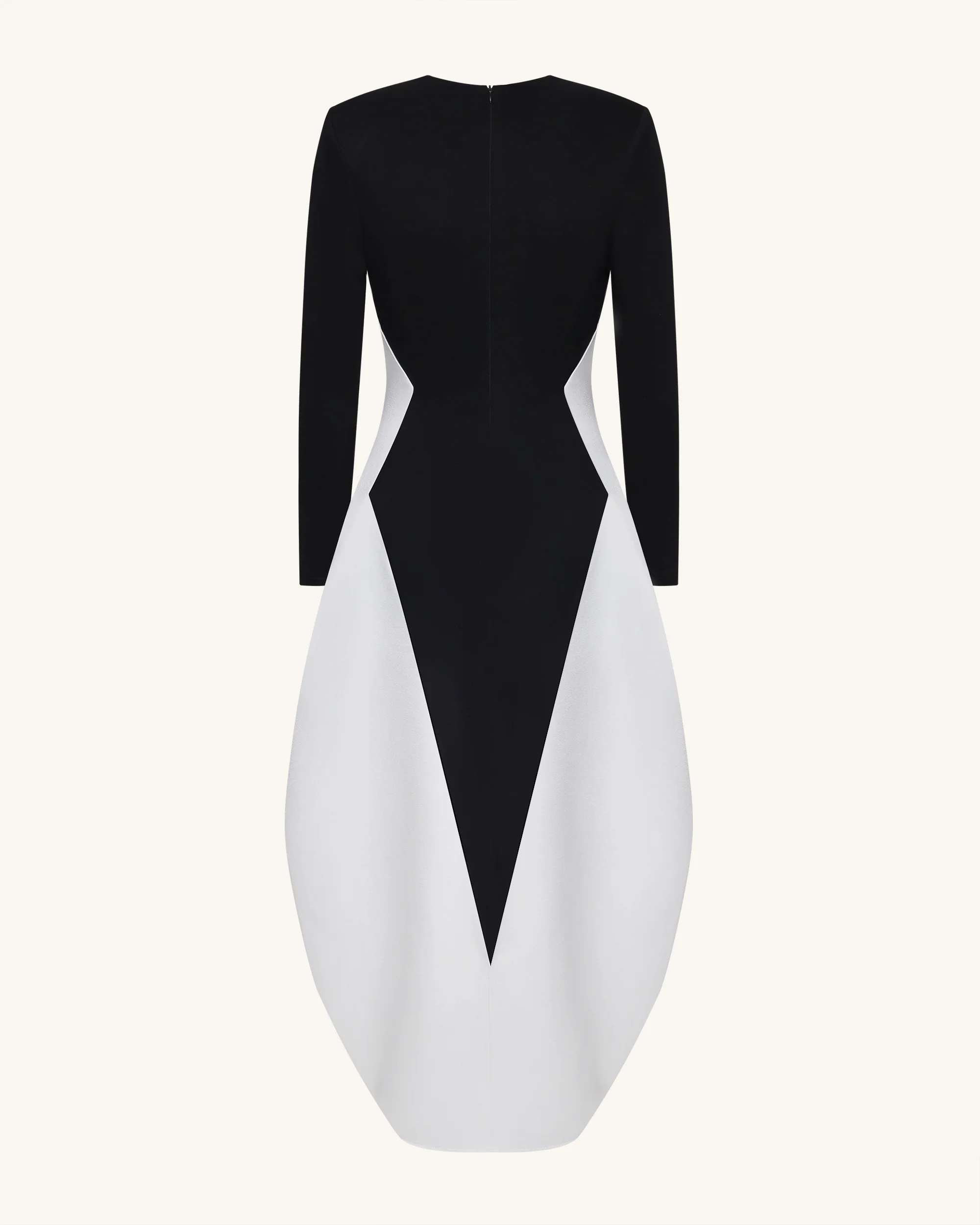 Monochrome Paneled Plunging V-Neck Long-Sleeve Maxi Dress - Black - Image 4