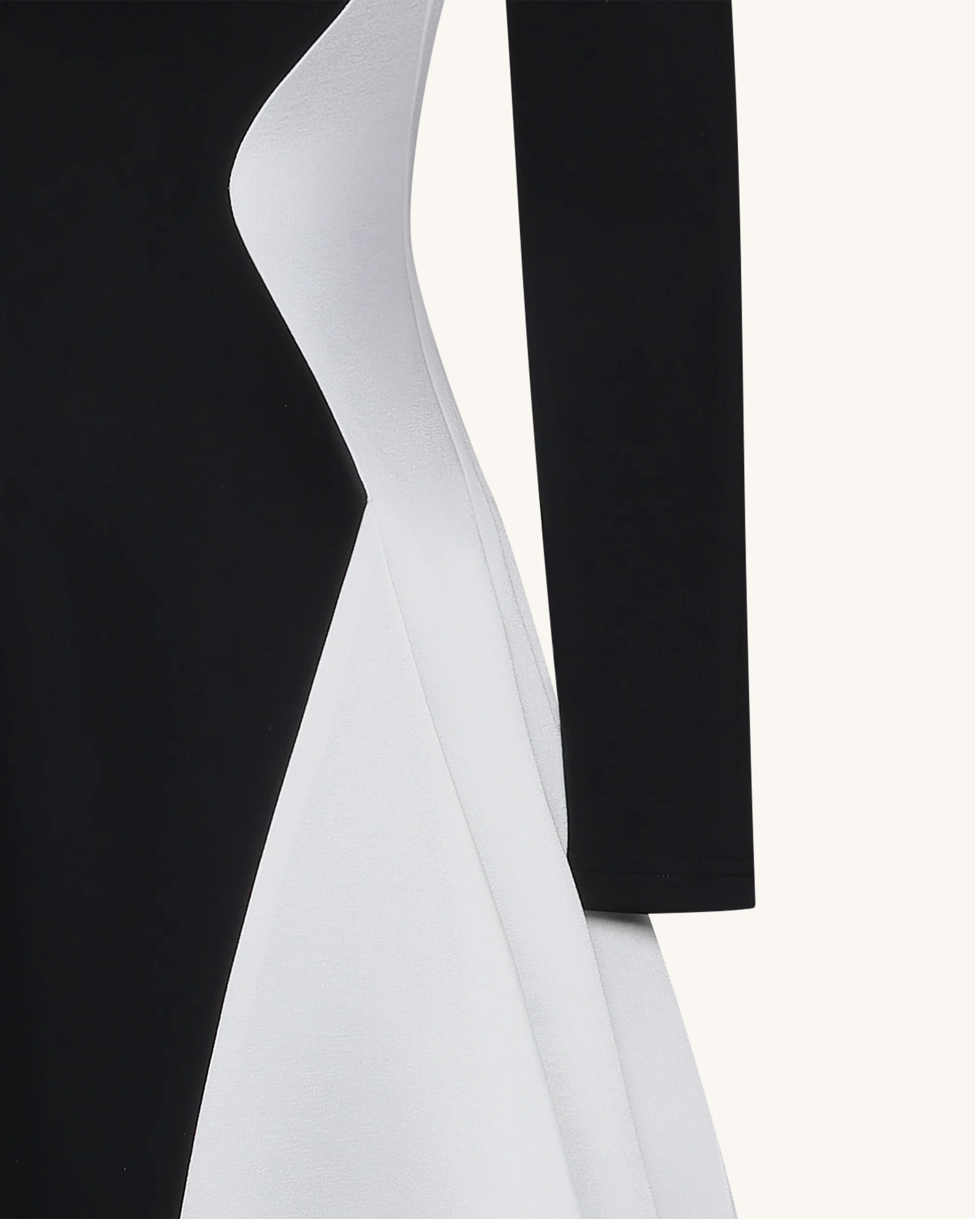 Monochrome Paneled Plunging V-Neck Long-Sleeve Maxi Dress - Black - Image 5