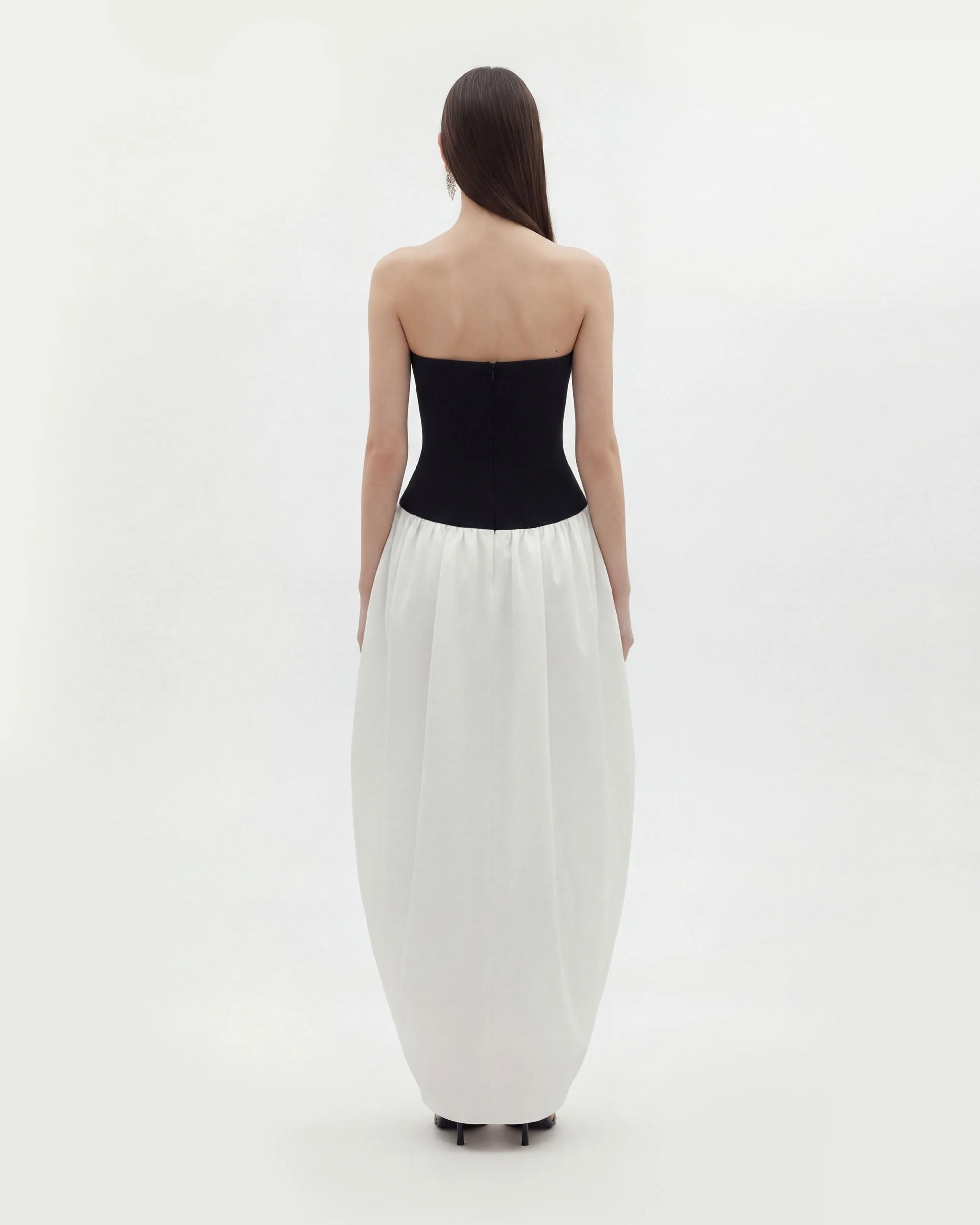 Monochrome Paneled Strapless Sculptural Maxi Dress - Black - Image 3